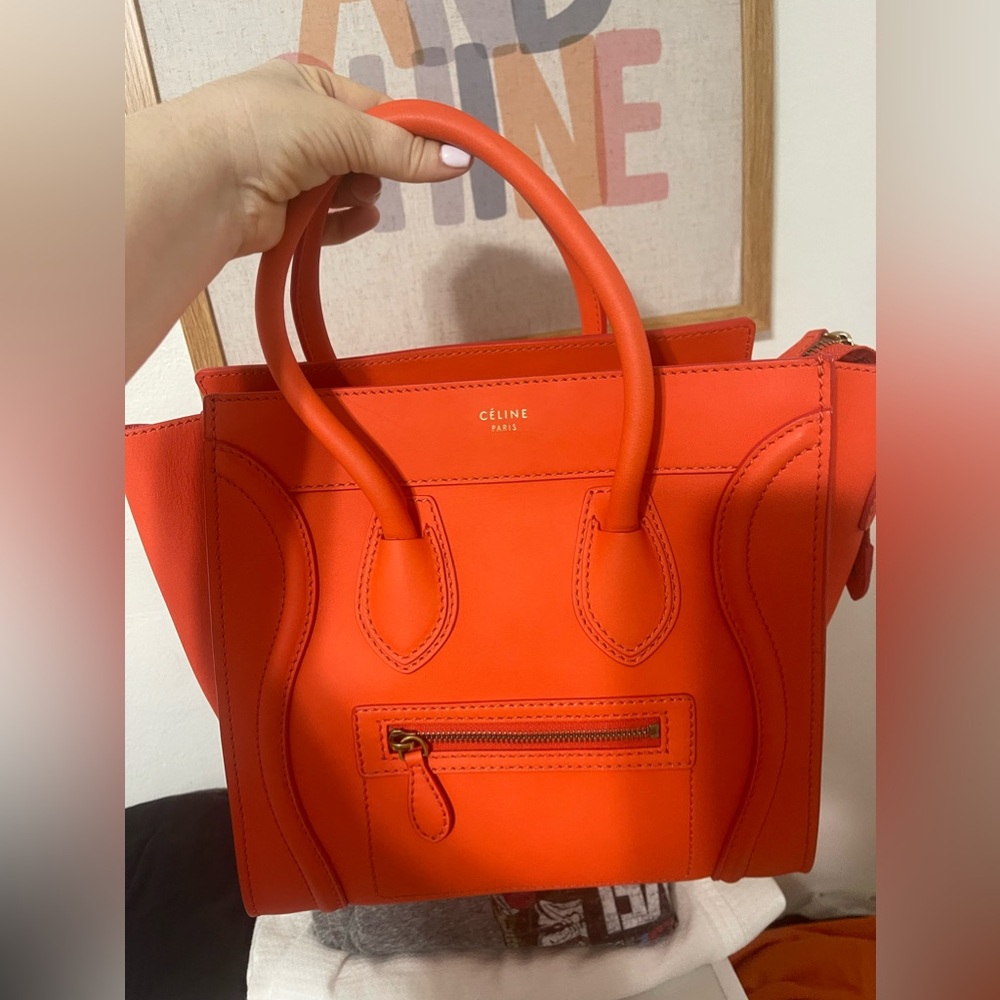 Orange Celine Medium Luggage Tote - 🍊